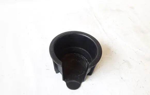 Cup holder front