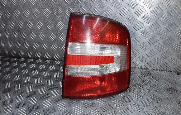 Skoda Fabia Mk1 (6Y) Rear/tail lights 6y9945096e