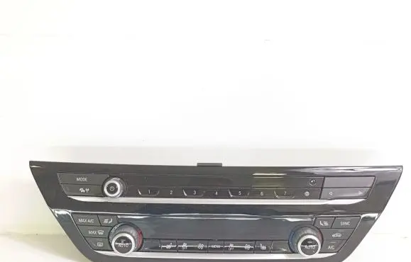 BMW 5 G30 G31 Climate control unit 794786801