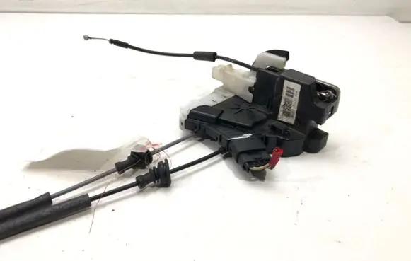 Hyundai Elantra Front door lock 81310-3X030