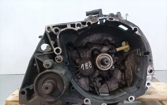 Renault Laguna II Manual 5 speed gearbox JR5008