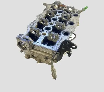 Citroen C6 Engine head 4R8Q6C064