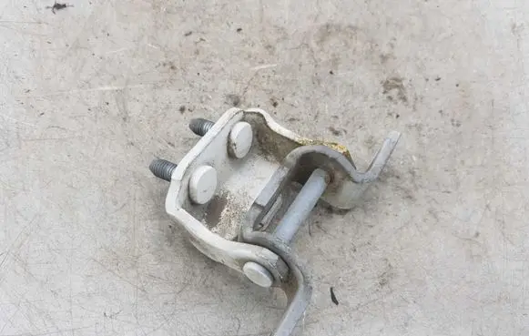 Toyota Avensis Verso Rear door upper hinge NOCODE