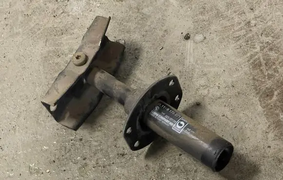 BMW 3 E36 Front bumper shock/impact absorber 51118176271 02300158