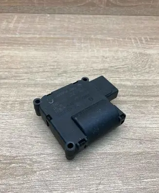 Audi A6 S6 C6 4F Air flap motor/actuator 4F0820511B 0132801369 BVA
