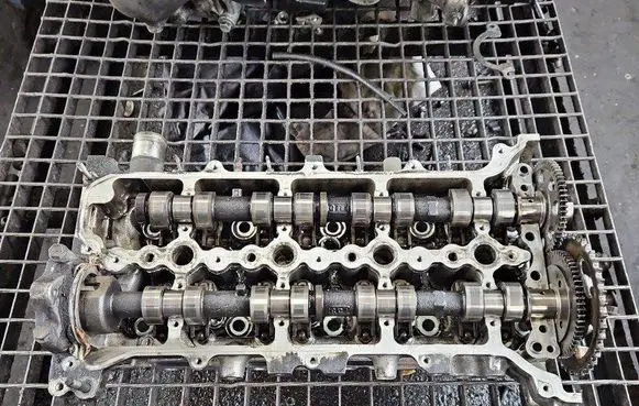 Toyota Avensis T270 Engine head 1AD IMPRK1498128
