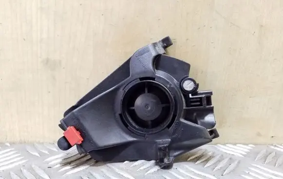 Volvo V70 Front door speaker 8622303