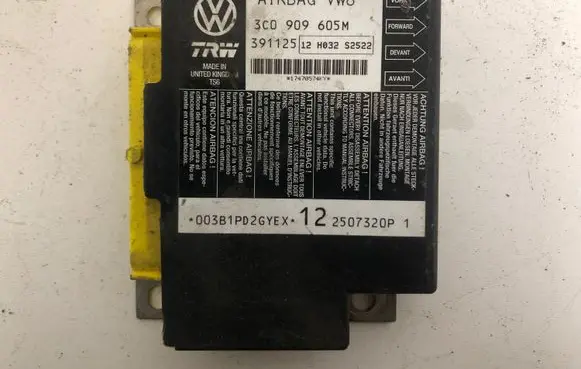 Volkswagen PASSAT B6 Airbag control unit/module 3C0909605M 391125