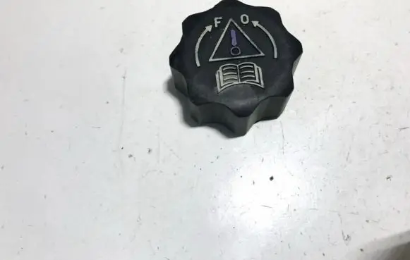 Peugeot 607 Coolant expansion tank/reservoir cap 