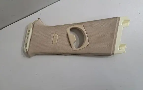 (B) pillar trim (bottom)