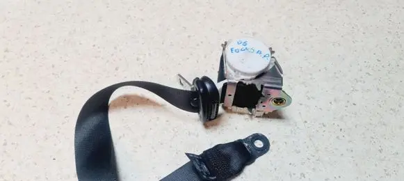 Ford Focus Front seatbelt 4M51A61294AK 33032388G