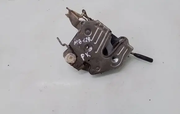 Mercedes-Benz E W124 Front door lock