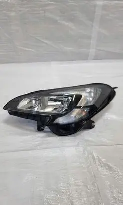 Opel Corsa E Headlight/headlamp 13381335