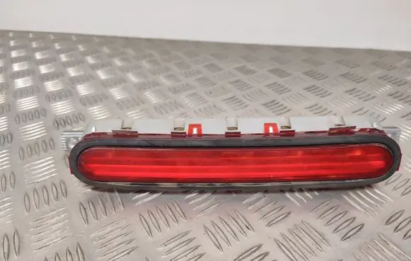 Toyota Corolla Verso AR10 Third/center stoplight 815700F011