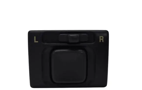Wing mirror switch