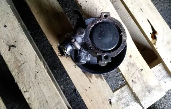 Opel Astra F Power steering pump