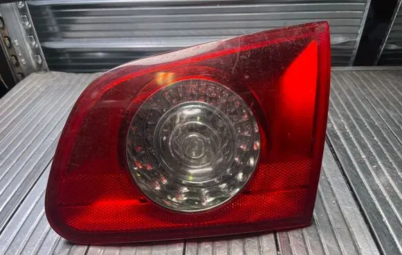 Volkswagen PASSAT B6 Tailgate rear/tail lights 3C9945094
