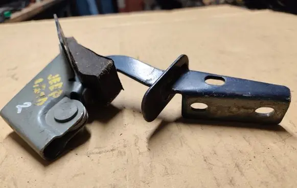 Jeep Cherokee XJ Engine bonnet/hood hinges