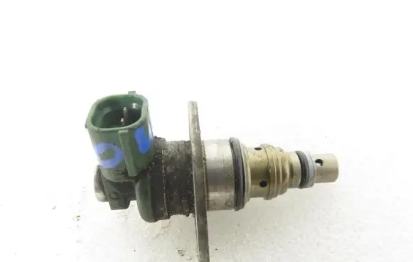 Toyota Avensis T220 Valve 