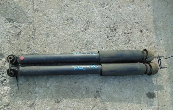 Nissan Juke I F15 Rear shock absorber/damper