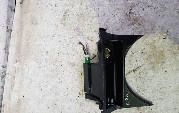Subaru Outback Ashtray (front) 92122AG211