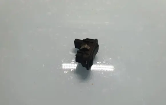 Opel Zafira A Electric window control switch 13363100 90561388