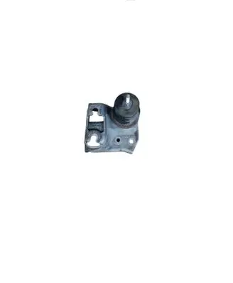 Subaru Outback (BS) Engine mount bracket