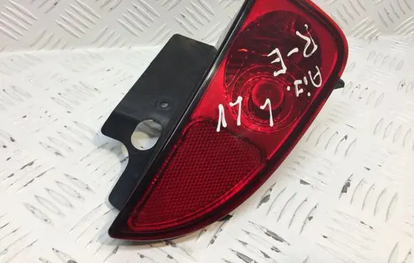 Renault Espace III Rear bumper light 8200027154