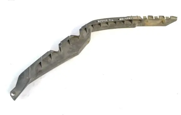 Skoda Octavia Mk2 (1Z) Front bumper mounting bracket 1Z0807184