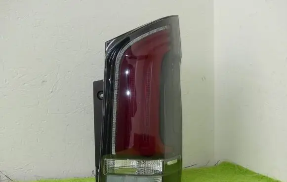 Mercedes-Benz V Class W447 Rear/tail lights 4478204302