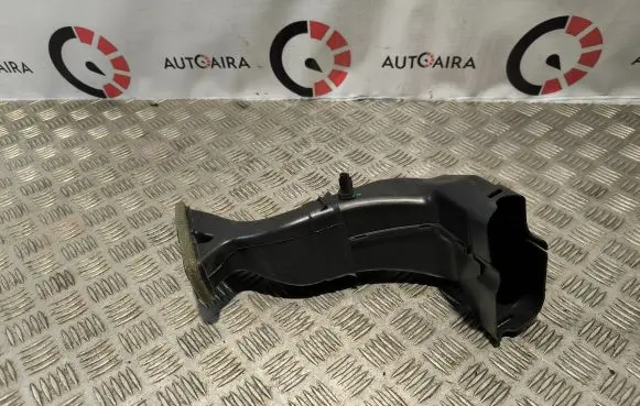 Jeep Grand Cherokee Air intake duct part 10951AD