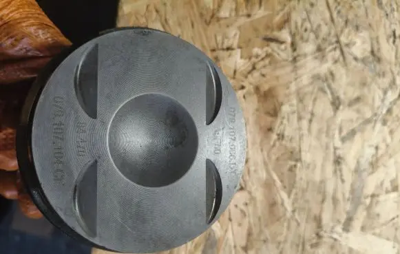 Audi A8 S8 D5 Piston 079107104ce