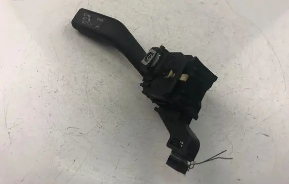 Volkswagen Caddy Indicator stalk 1K0953513E