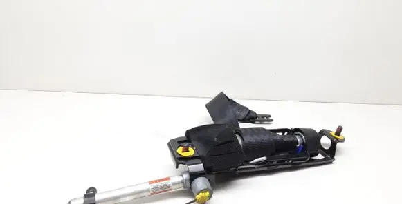 Volvo V50 Front seatbelt 8639692