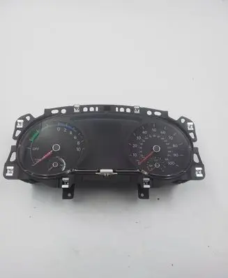 Volkswagen Golf VII Speedometer (instrument cluster) 5GE920855B 5Q5100304