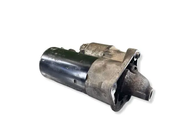 Opel Insignia A Starter motor 55572065