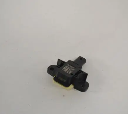 Mercedes-Benz GL X166 Airbag deployment crash/impact sensor A1668210351
