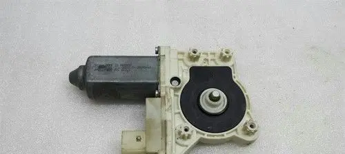 BMW 7 E65 E66 Rear door window regulator motor 67628382