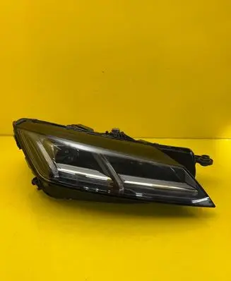 Audi TT TTS RS Mk3 8S Headlight/headlamp 8S0941034