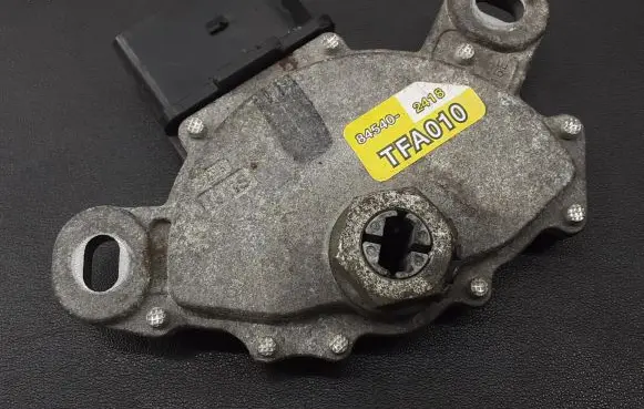Volkswagen PASSAT B8 USA Gear selector 845402418