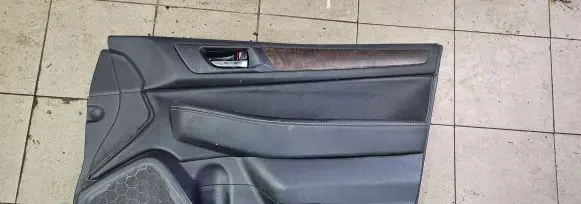 Subaru Outback (BS) Front door card panel trim