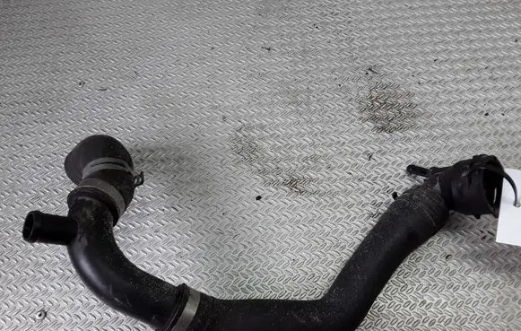 Skoda Yeti (5L) Engine coolant pipe/hose 1K0122101OR