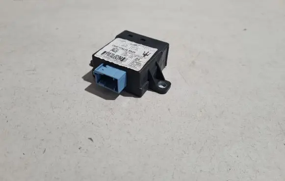 Maserati Ghibli Power steering control unit/module 670009686