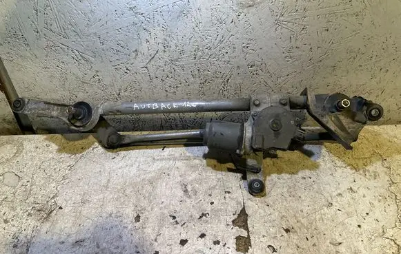 Front wiper linkage and motor