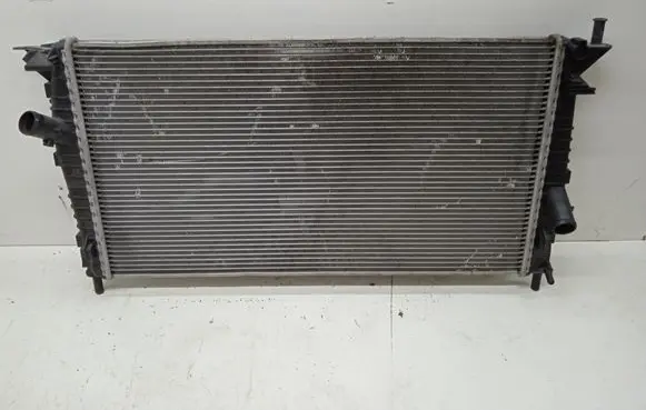 Ford Focus C-MAX Coolant radiator 0374C