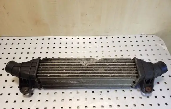 Ford Mondeo Mk III Intercooler radiator 1S709L440AE