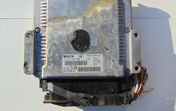 Citroen Xsara Engine control unit/module 9641608480 0281010550