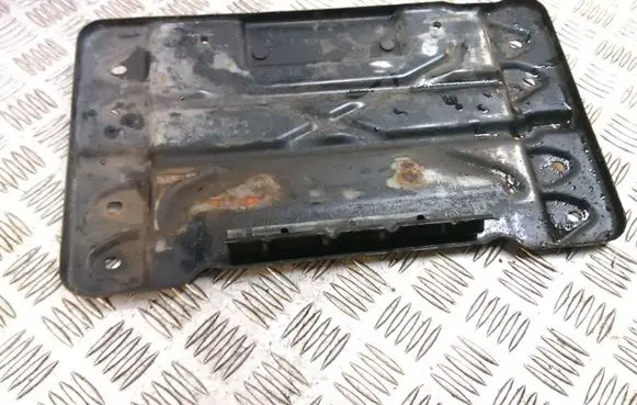 Battery tray