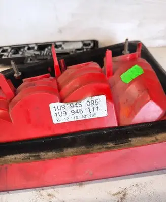 Skoda Octavia Mk1 (1U) Rear/tail lights 1U9945111 1U9945095