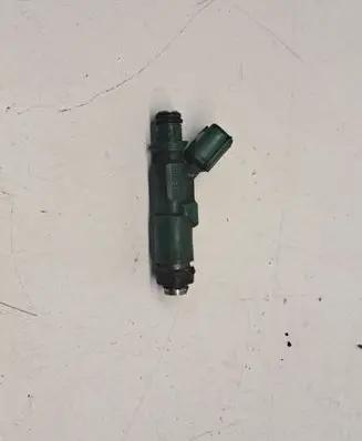 Toyota Prius (NHW20) Fuel injector 2325021020